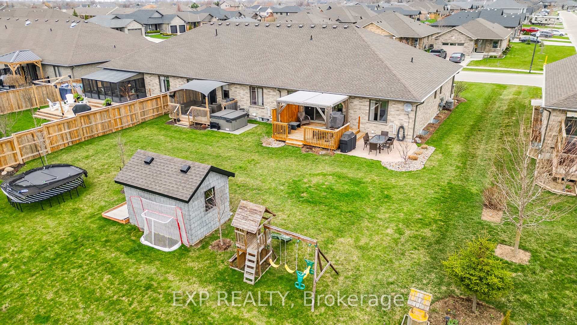 Photo 26 of 300 Krotz Street E, North Perth, Listowel — HOMEH