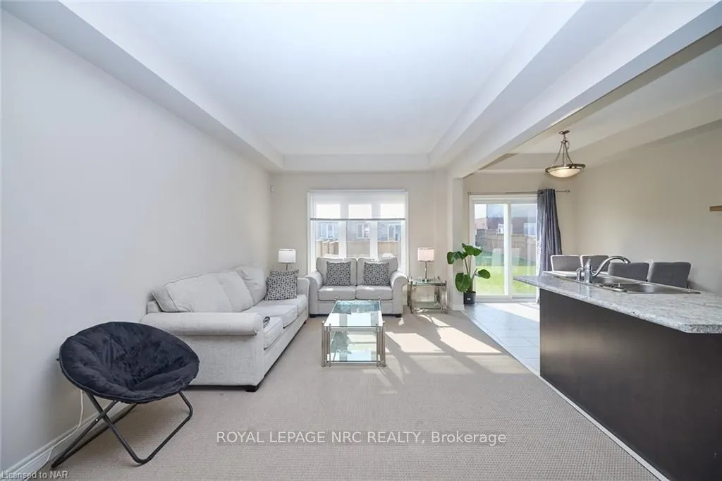 Photo 25 of 130 Acacia Road, Pelham, Fonthill — HOMEH