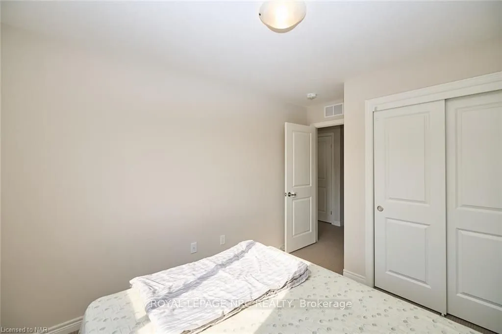 Photo 63 of 130 Acacia Road, Pelham, Fonthill — HOMEH