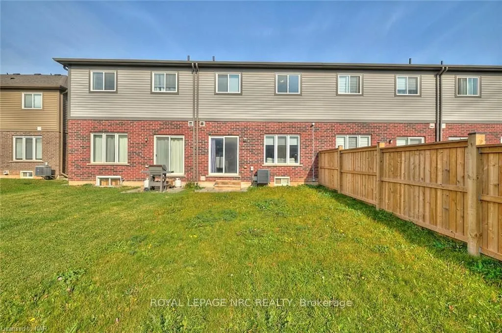 Photo 112 of 130 Acacia Road, Pelham, Fonthill — HOMEH