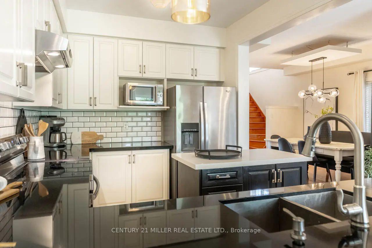 Photo 5 of 317 Hobbs Crescent, Milton, Clarke — HOMEH