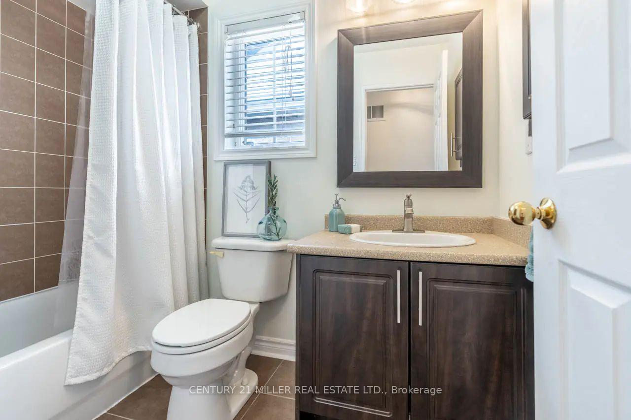 Photo 16 of 317 Hobbs Crescent, Milton, Clarke — HOMEH