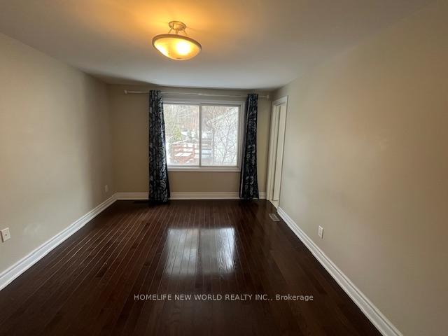 Photo 8 of 39 Walkerton Drive, Markham, Bullock — HOMEH