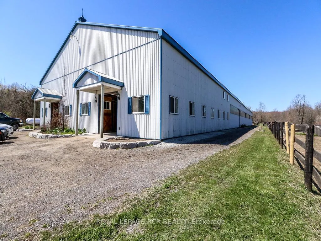 Photo 5 of 1148 10th Side Road, New Tecumseth, Rural New Tecumseth — HOMEH