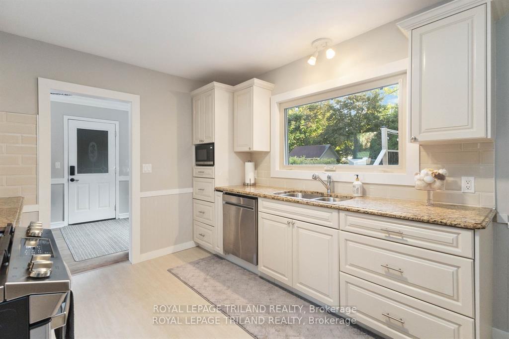 Photo 14 of 191 Bethany Street, North Middlesex, Parkhill — HOMEH