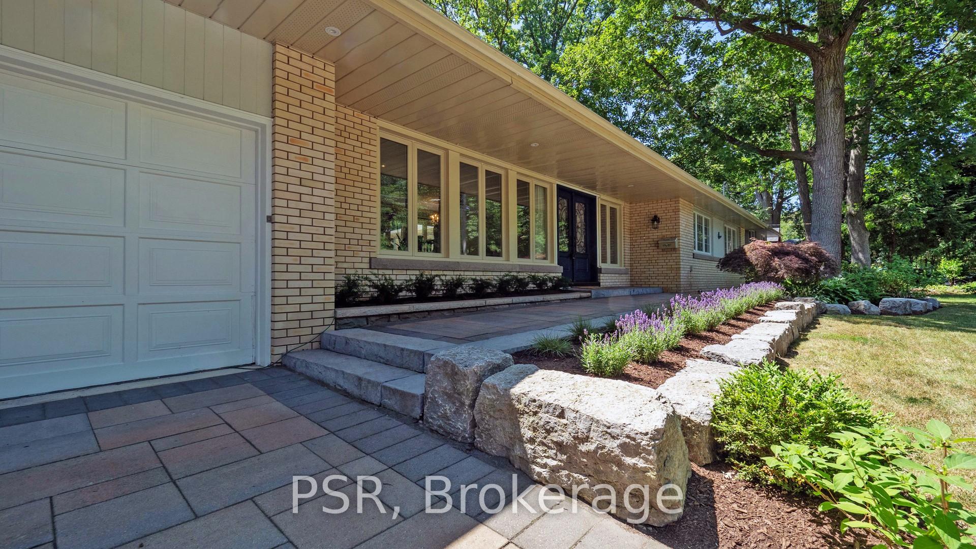 Photo 2 of 1554 Randor Drive, Mississauga, Lorne Park — HOMEH