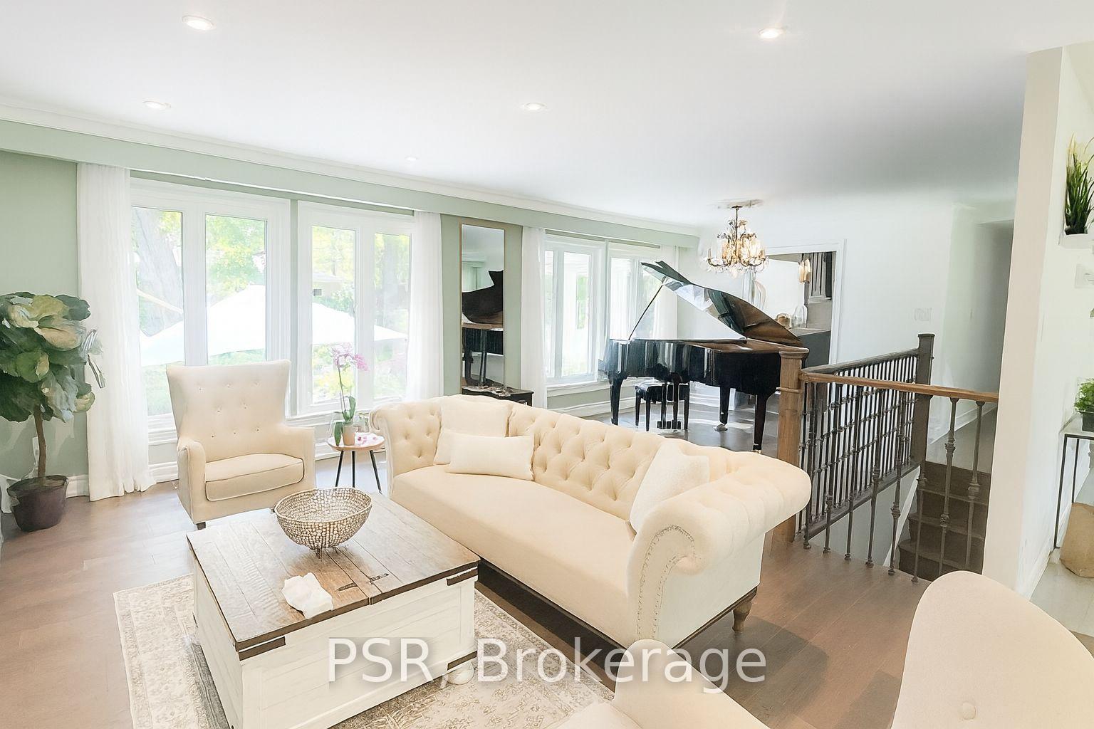 Photo 4 of 1554 Randor Drive, Mississauga, Lorne Park — HOMEH