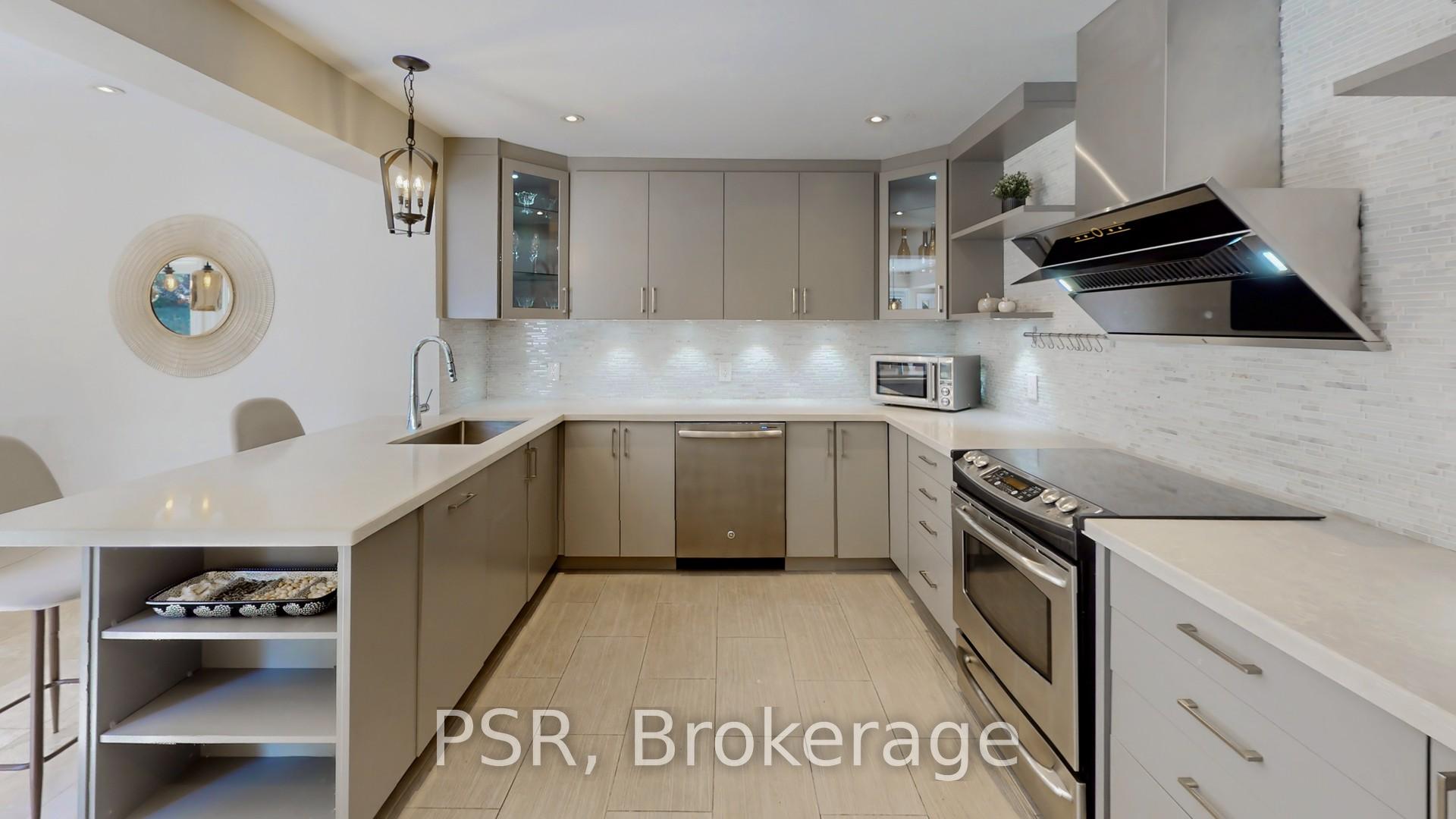 Photo 8 of 1554 Randor Drive, Mississauga, Lorne Park — HOMEH