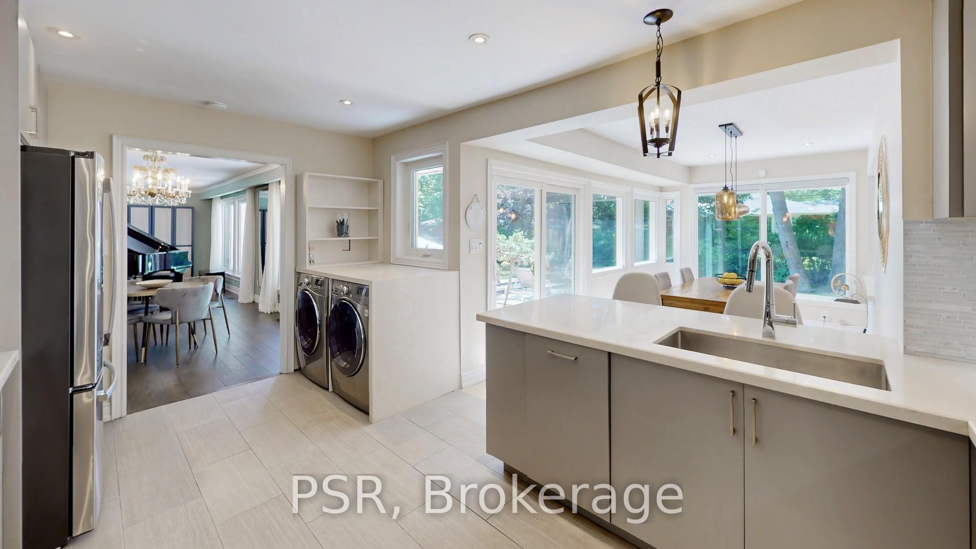 Photo 13 of 1554 Randor Drive, Mississauga, Lorne Park — HOMEH