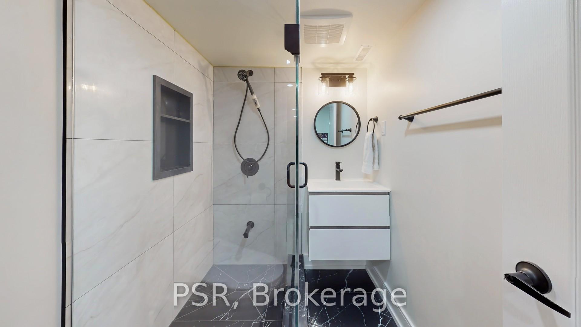 Photo 35 of 1554 Randor Drive, Mississauga, Lorne Park — HOMEH