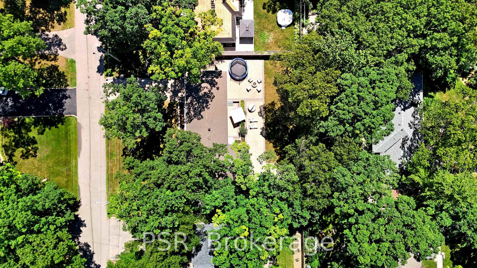 Photo 43 of 1554 Randor Drive, Mississauga, Lorne Park — HOMEH