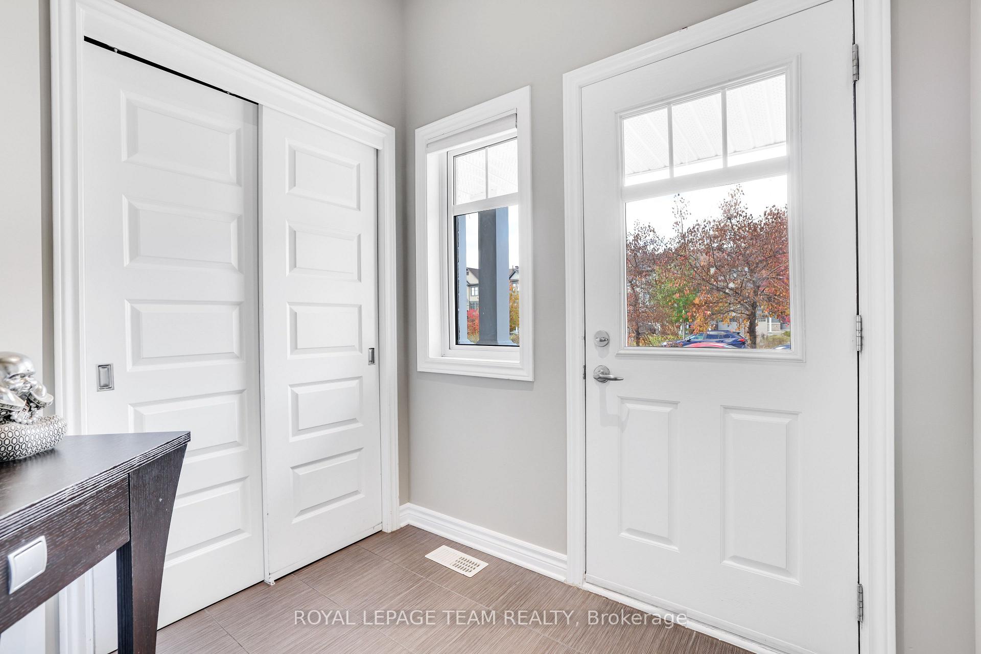 Photo 5 of 338 Gerry Lalonde Drive, Ottawa, Avalon West — HOMEH