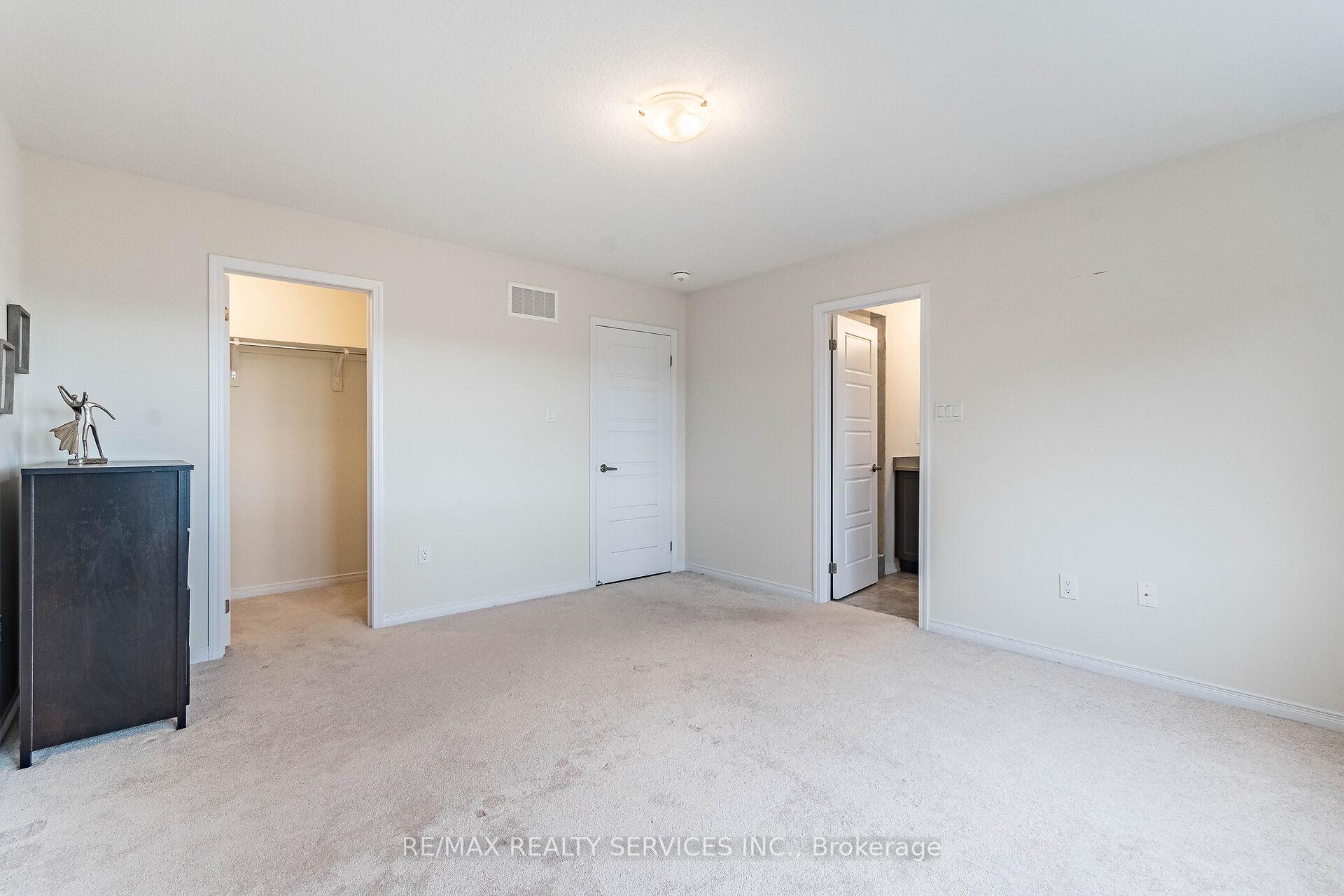 Photo 17 of Unit 20, 8273 Tulip Tree Drive, Niagara Falls, Brown — HOMEH