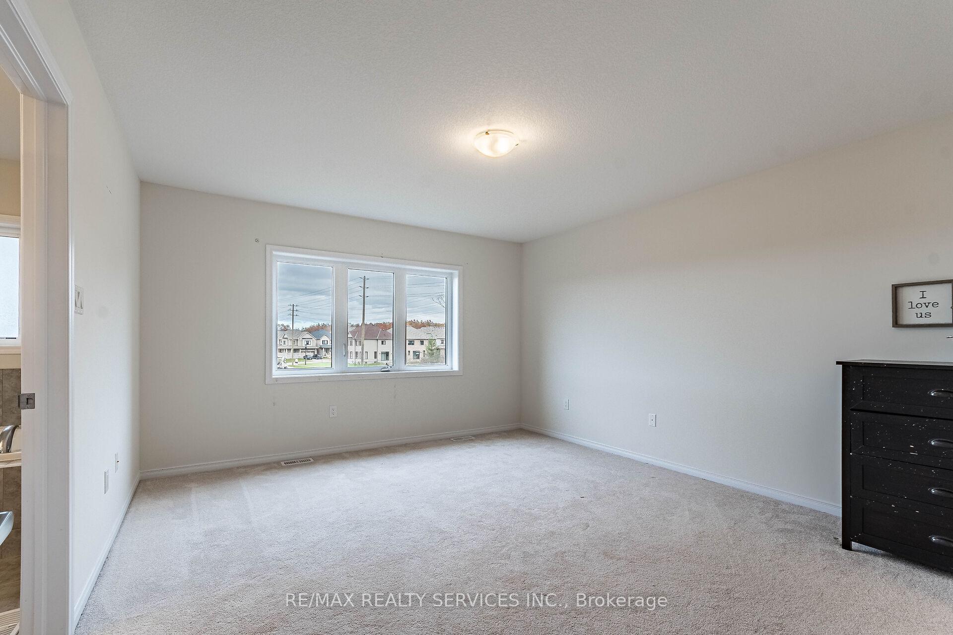 Photo 18 of Unit 20, 8273 Tulip Tree Drive, Niagara Falls, Brown — HOMEH