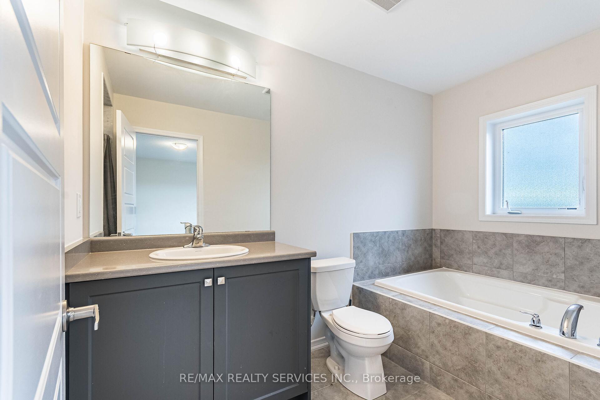 Photo 19 of Unit 20, 8273 Tulip Tree Drive, Niagara Falls, Brown — HOMEH
