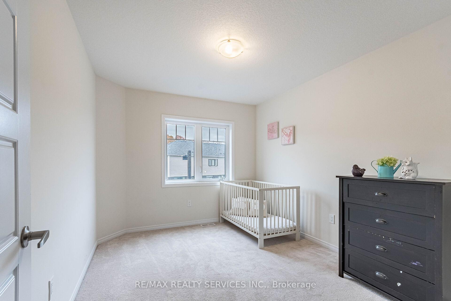 Photo 25 of Unit 20, 8273 Tulip Tree Drive, Niagara Falls, Brown — HOMEH