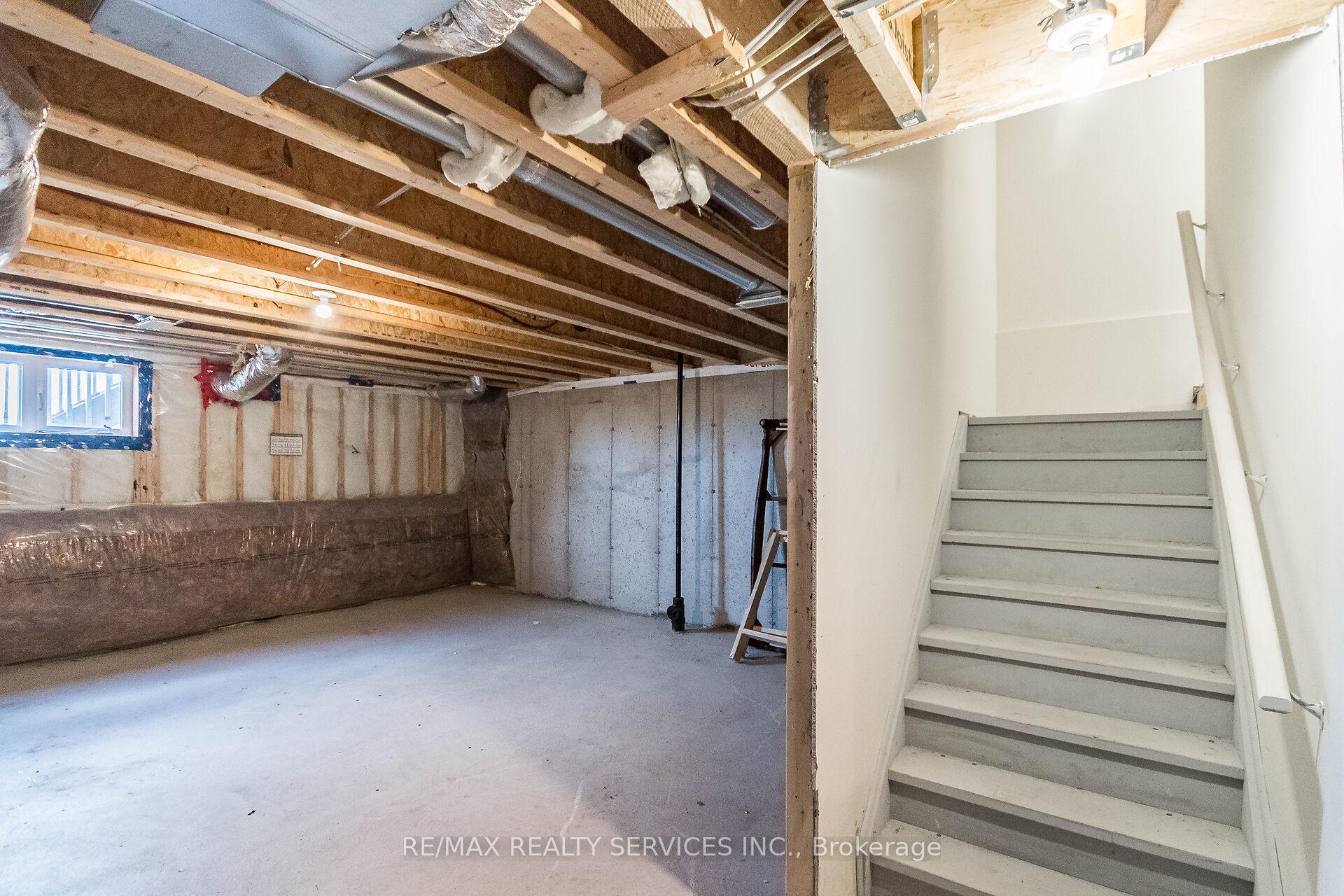 Photo 29 of Unit 20, 8273 Tulip Tree Drive, Niagara Falls, Brown — HOMEH