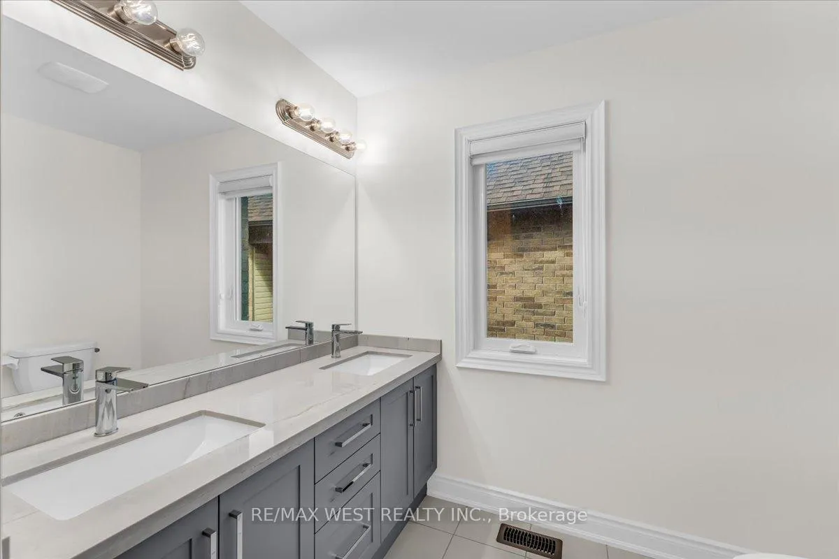Photo 36 of 16 Janes Crescent, New Tecumseth, Rural New Tecumseth — HOMEH
