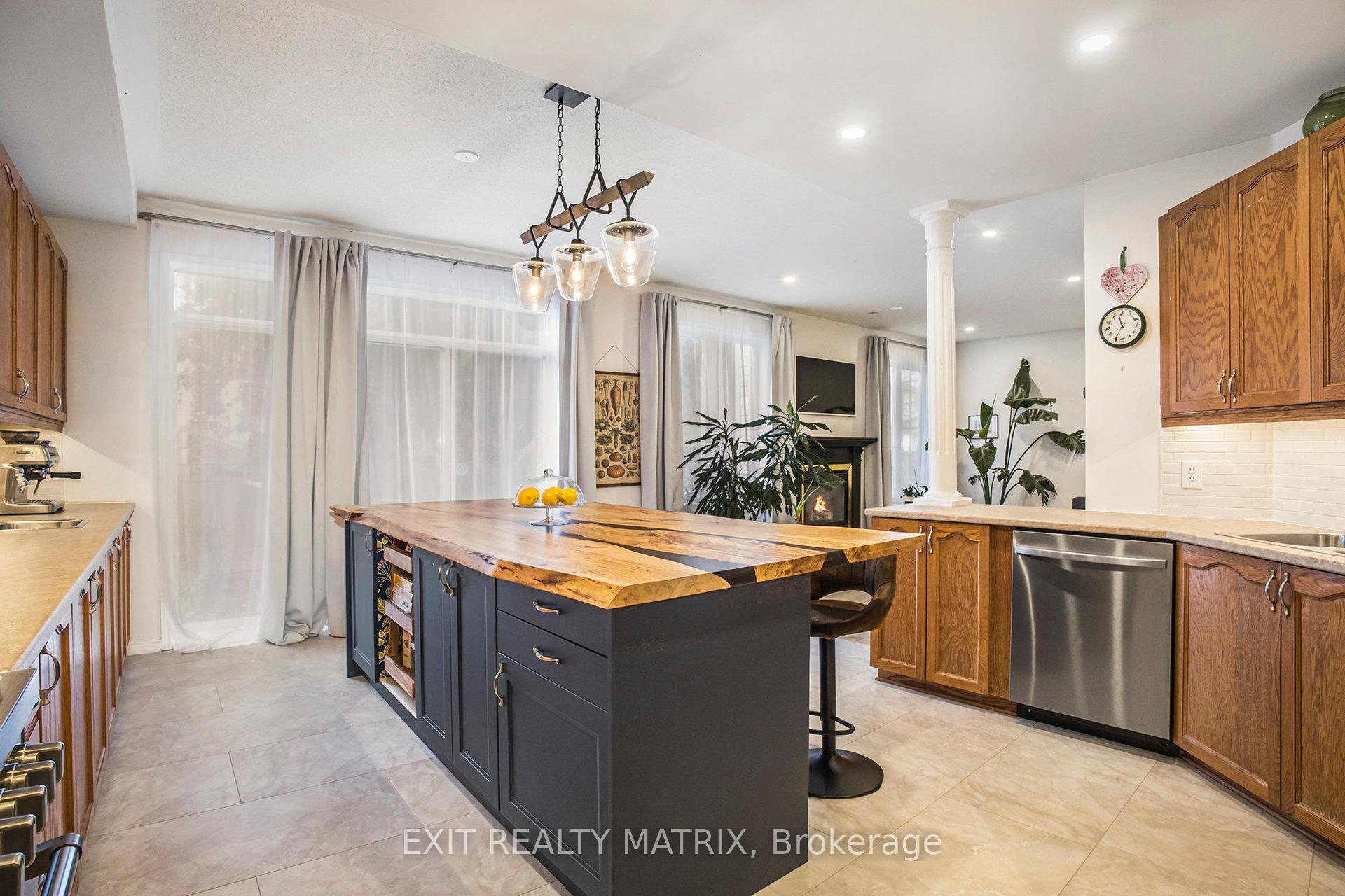 Photo 21 of 2205 Blue Willow Crescent, Ottawa, Chapel Hill South - Orleans Village — HOMEH