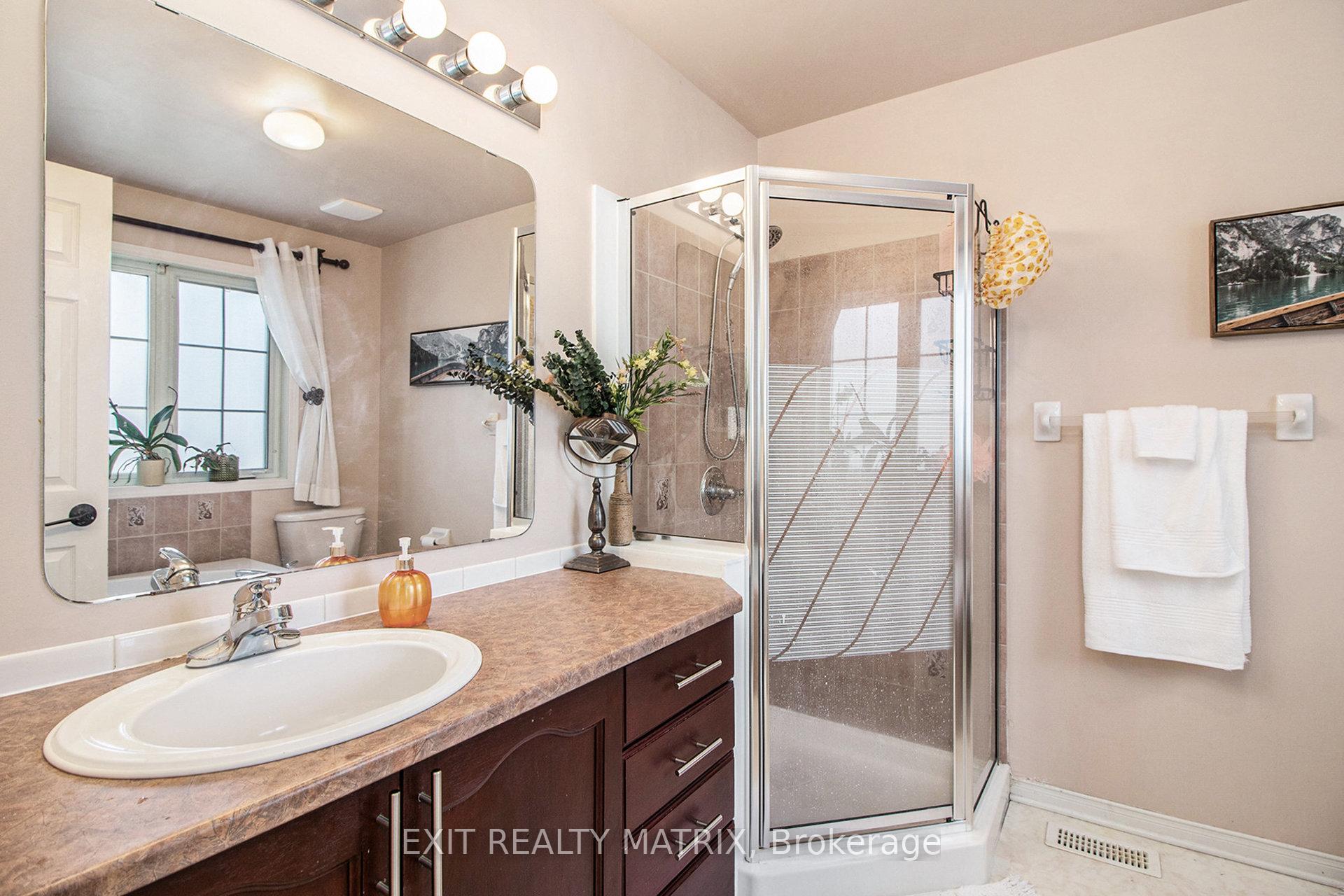 Photo 31 of 2205 Blue Willow Crescent, Ottawa, Chapel Hill South - Orleans Village — HOMEH