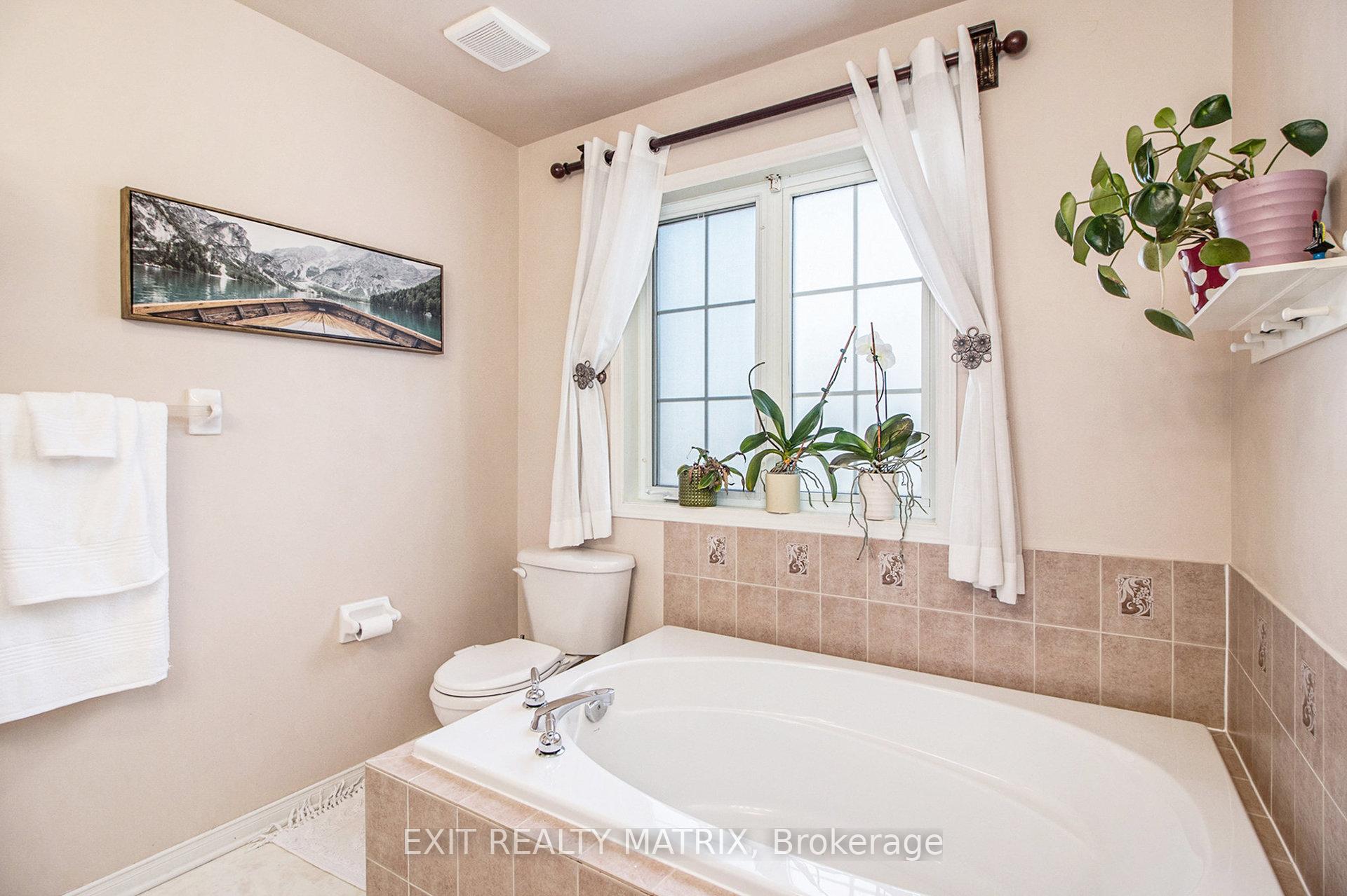 Photo 32 of 2205 Blue Willow Crescent, Ottawa, Chapel Hill South - Orleans Village — HOMEH