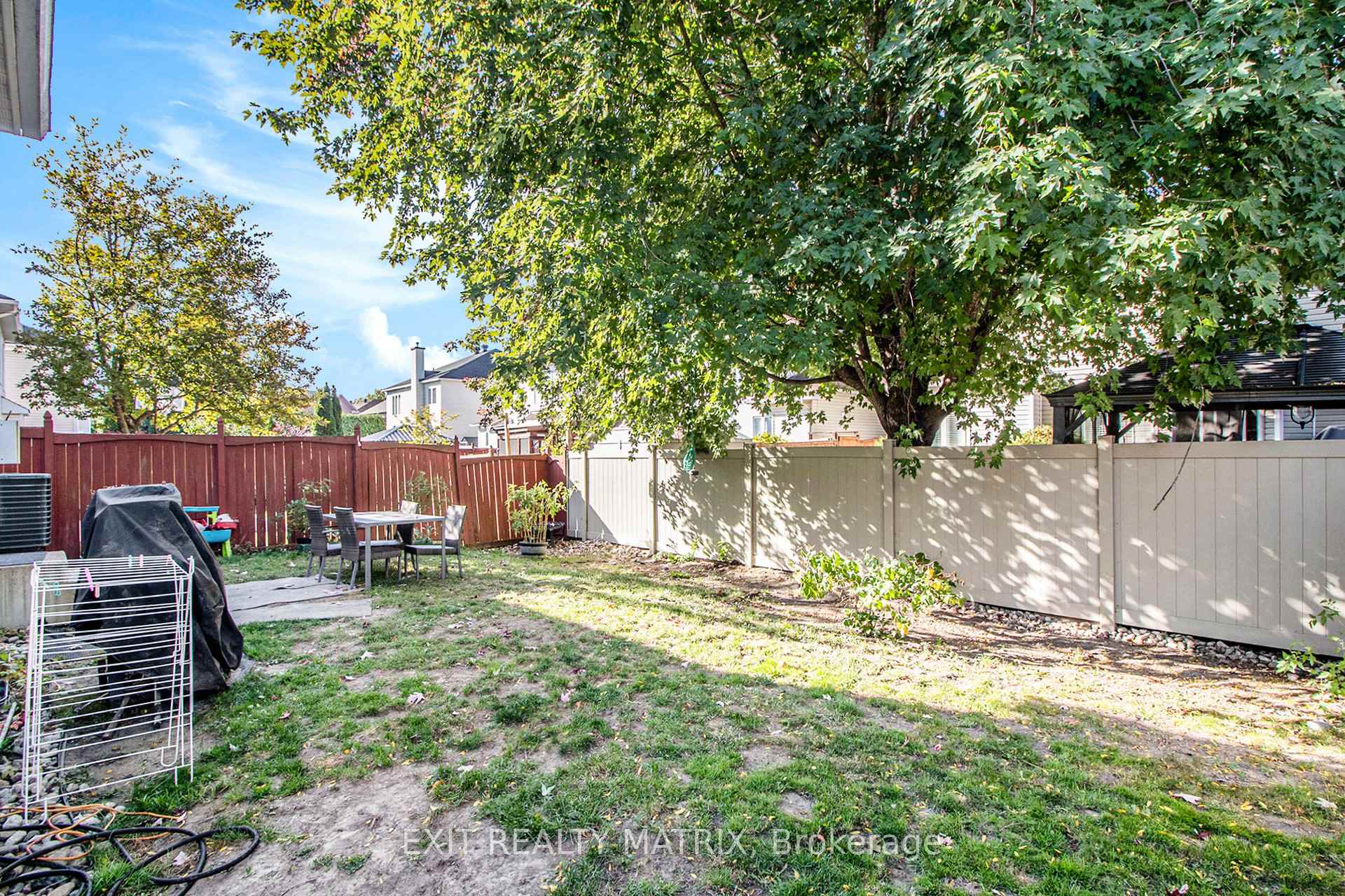 Photo 46 of 2205 Blue Willow Crescent, Ottawa, Chapel Hill South - Orleans Village — HOMEH