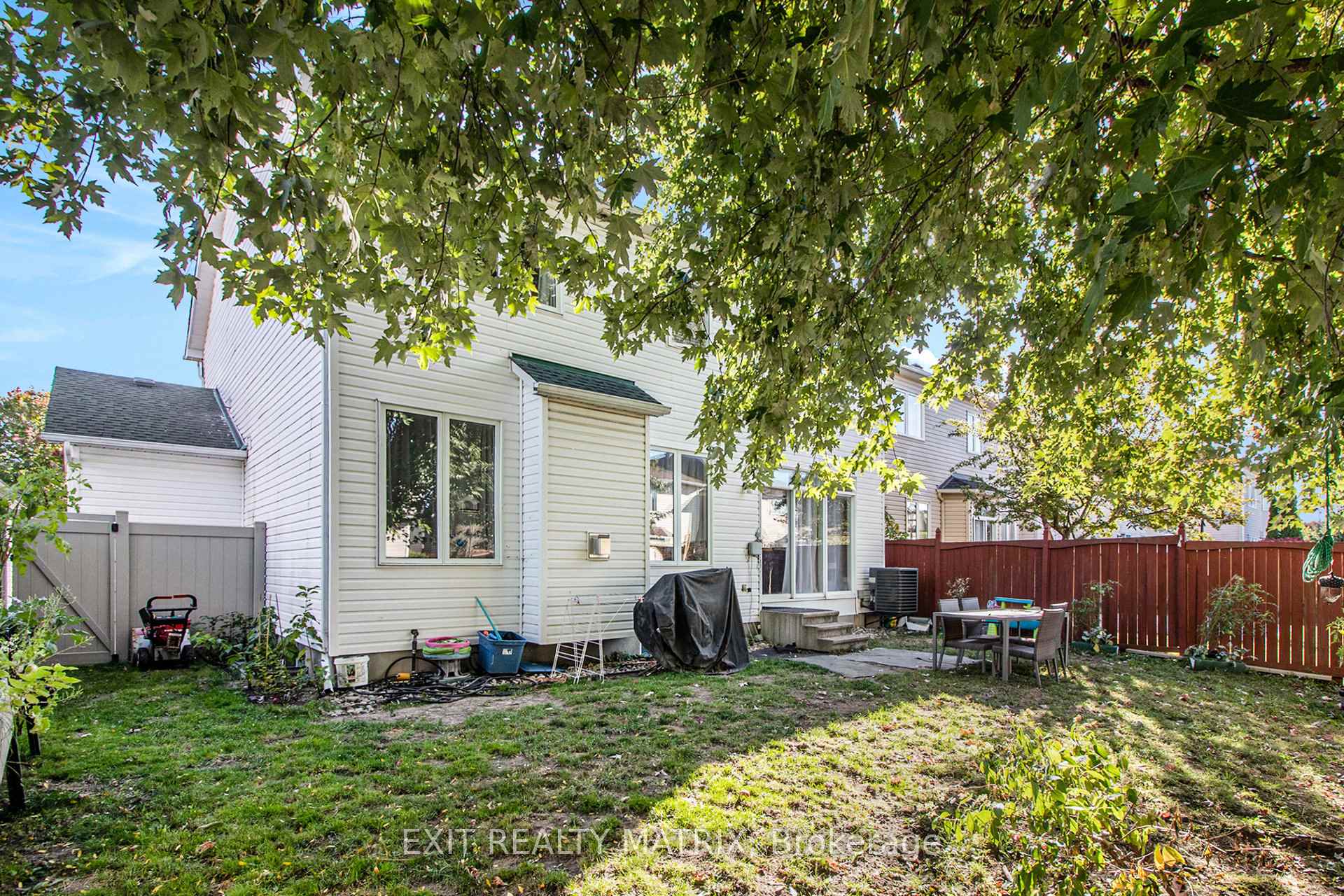 Photo 48 of 2205 Blue Willow Crescent, Ottawa, Chapel Hill South - Orleans Village — HOMEH