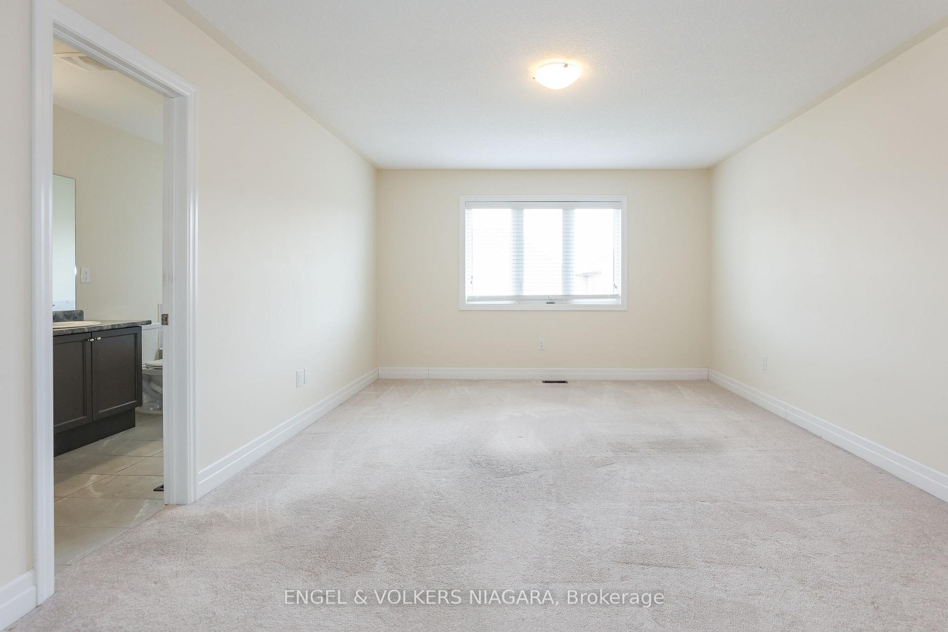 Photo 15 of 9514 Tallgrass Avenue, Niagara Falls, Lyons Creek — HOMEH
