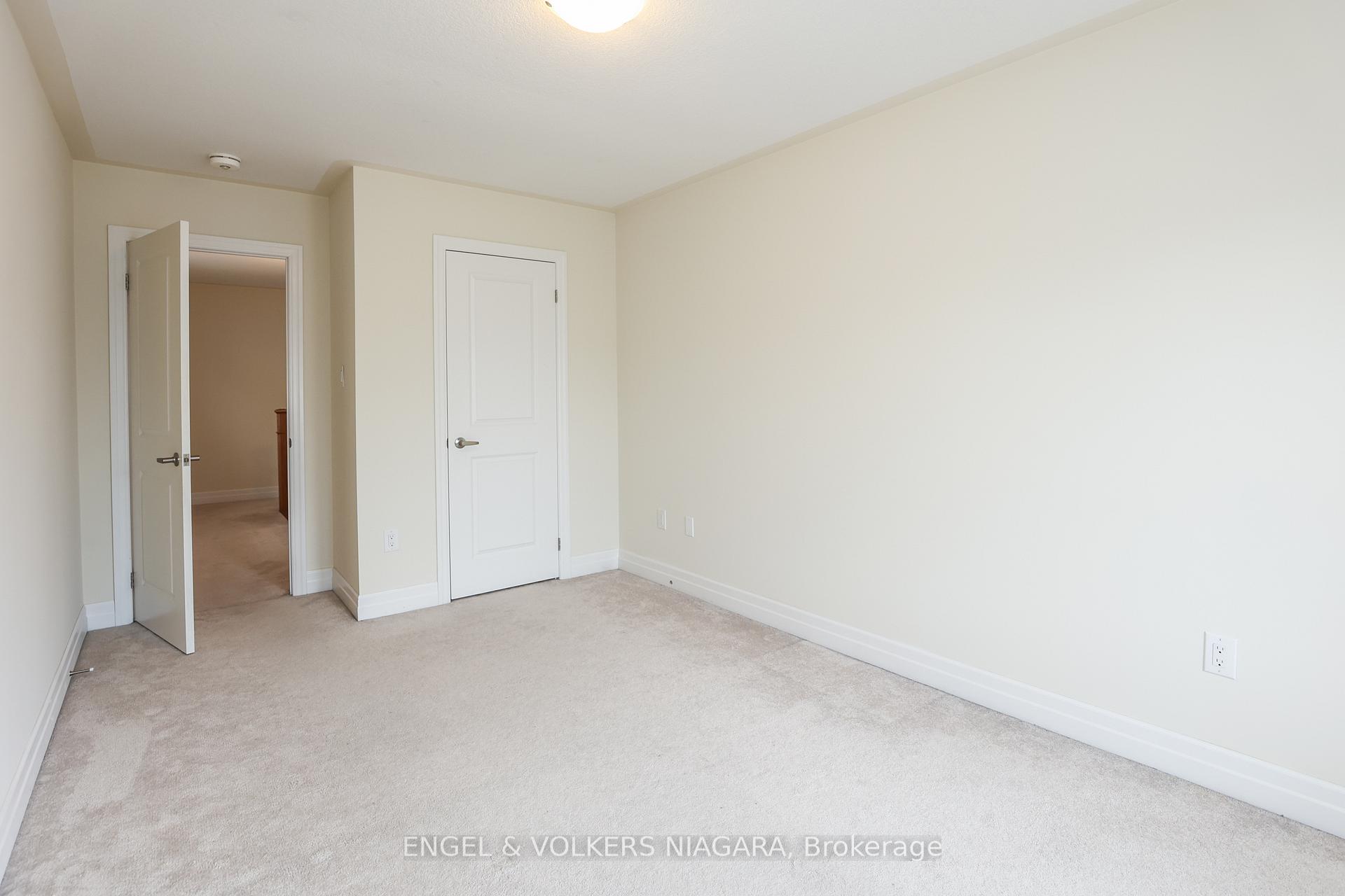 Photo 25 of 9514 Tallgrass Avenue, Niagara Falls, Lyons Creek — HOMEH