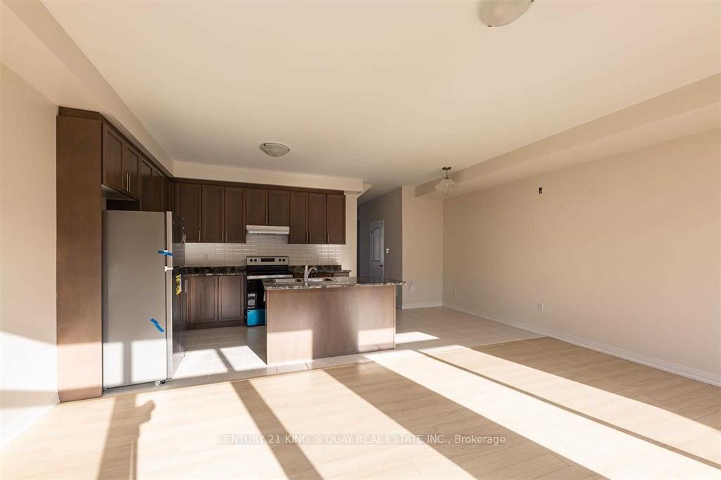 Photo 4 of 28 Floyd Ford Way, Markham, Box Grove — HOMEH