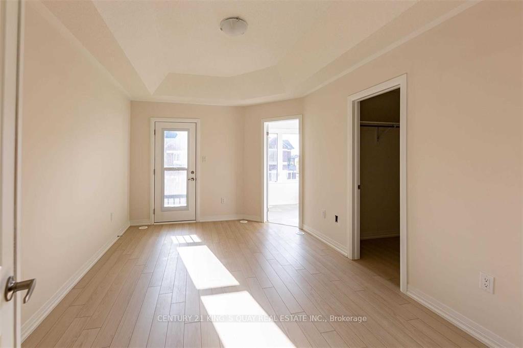 Photo 10 of 28 Floyd Ford Way, Markham, Box Grove — HOMEH