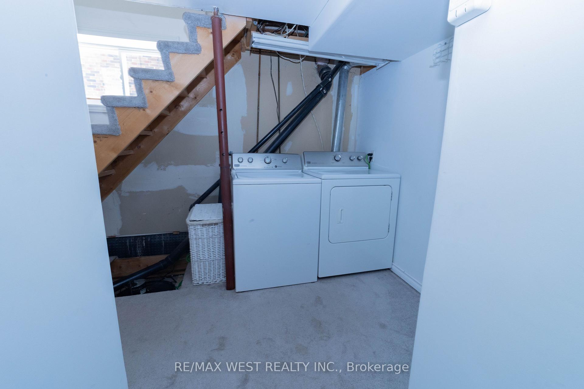 Photo 8 of 314 Gliddon Avenue, Oshawa, Central — HOMEH