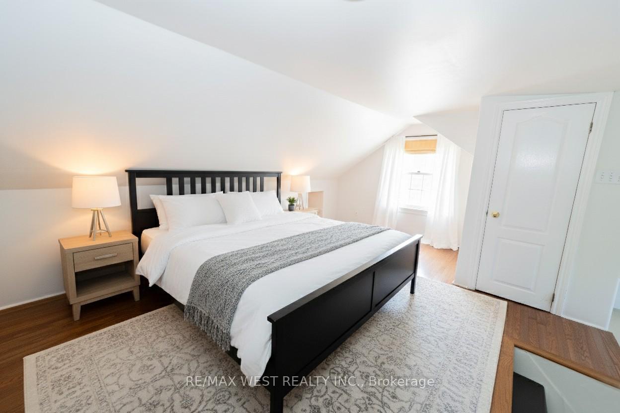 Photo 30 of 314 Gliddon Avenue, Oshawa, Central — HOMEH
