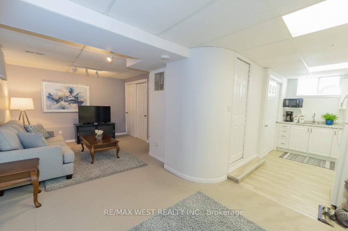 Photo 31 of 314 Gliddon Avenue, Oshawa, Central — HOMEH