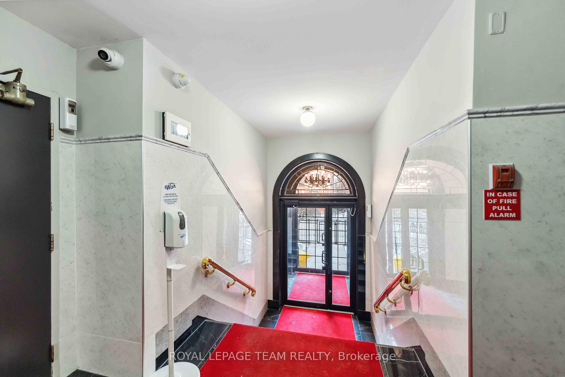 Photo 3 of Unit 15, 407 Elgin Street, Ottawa, Ottawa Centre/Golden Triangle — HOMEH