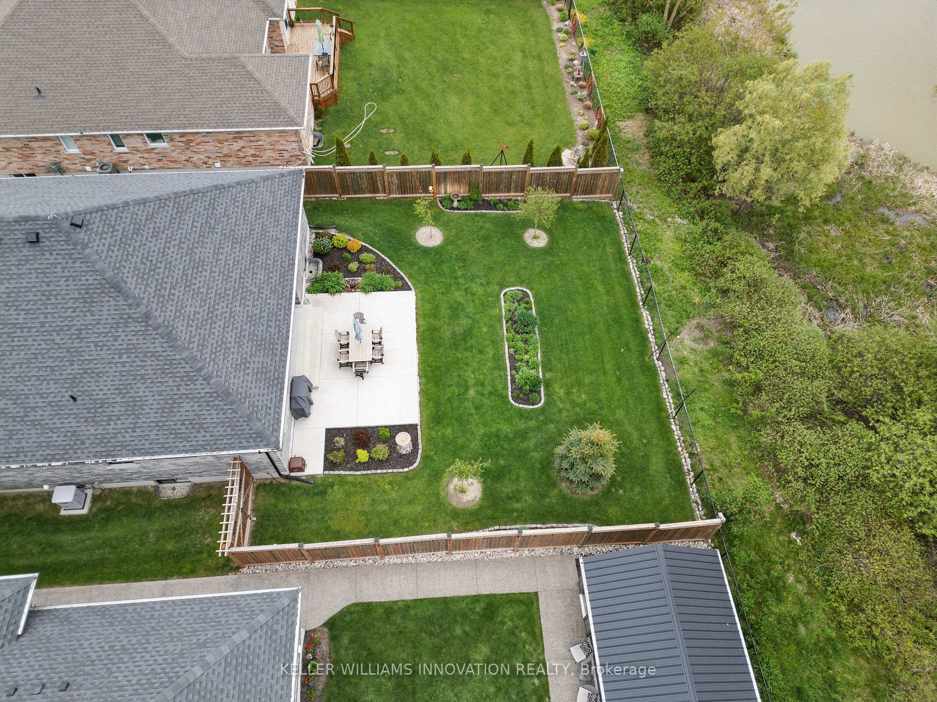 Photo 37 of 550 Krotz Street E, North Perth, Listowel — HOMEH