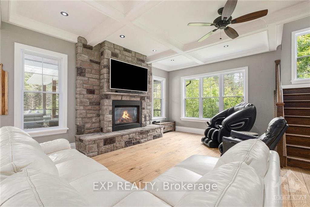 Photo 4 of 10385 Shaw Road, North Dundas, North Dundas (Mountain) Twp — HOMEH