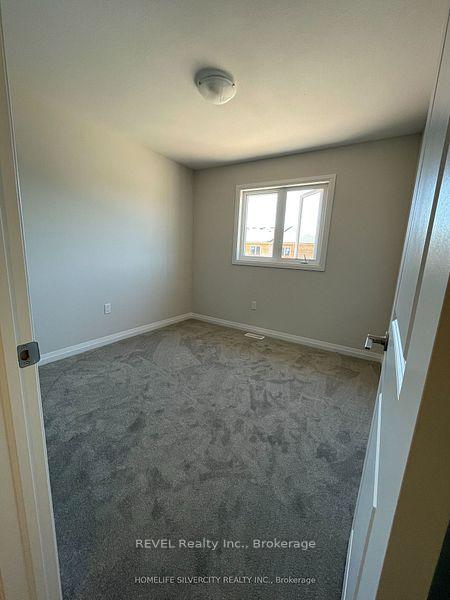 Photo 12 of 7397 Matteo Drive, Niagara Falls, Brown — HOMEH
