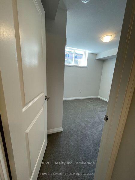 Photo 18 of 7397 Matteo Drive, Niagara Falls, Brown — HOMEH
