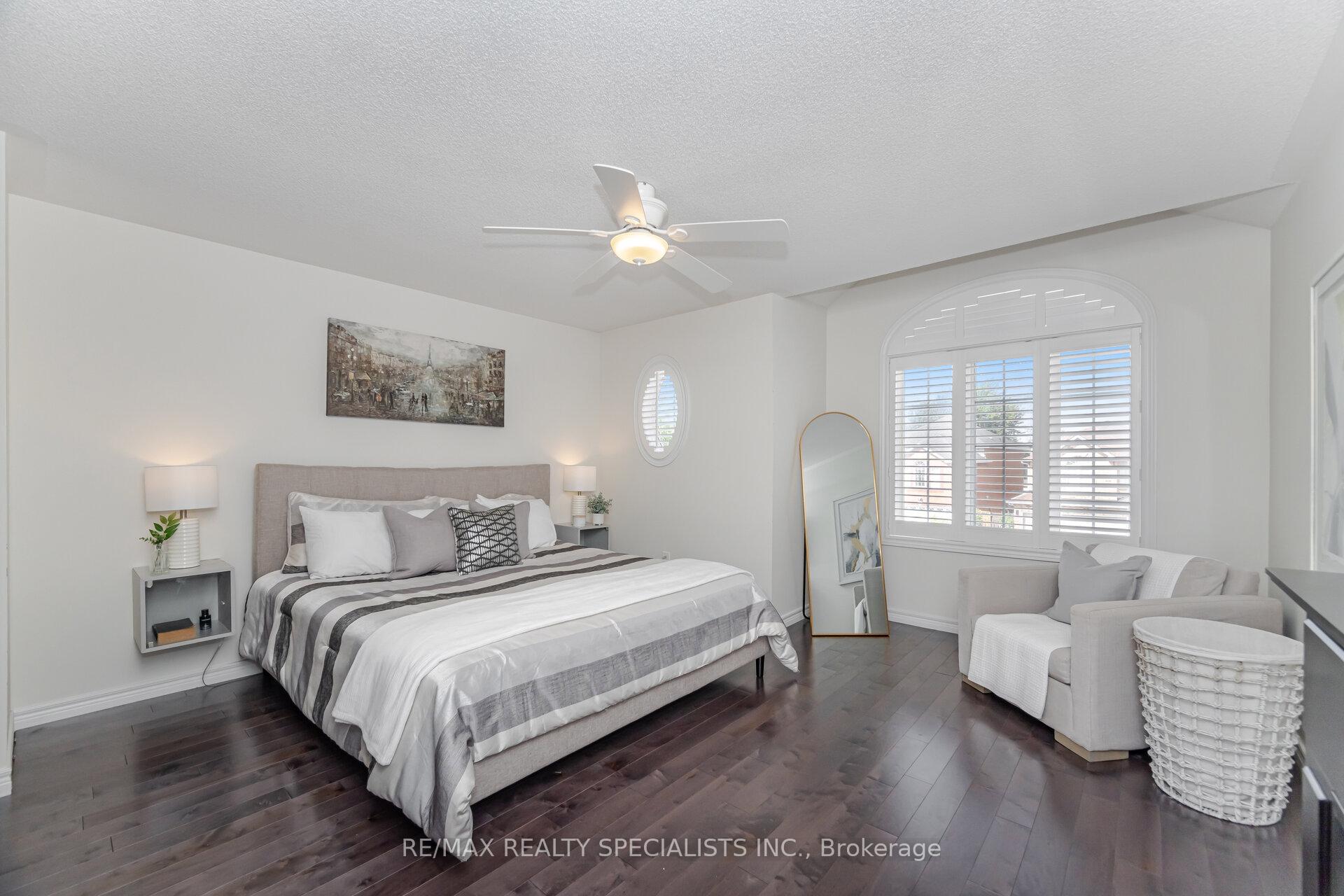 Photo 17 of 5196 Red Brush Drive, Mississauga, Hurontario — HOMEH