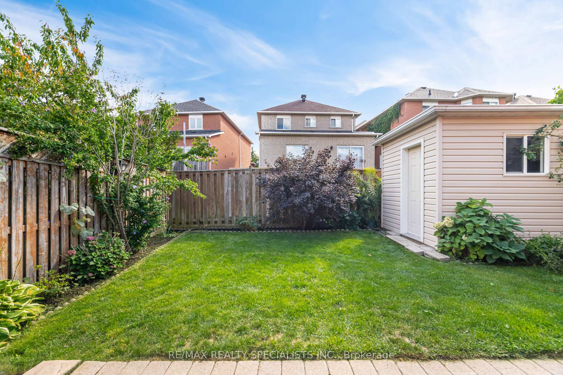 Photo 23 of 5196 Red Brush Drive, Mississauga, Hurontario — HOMEH