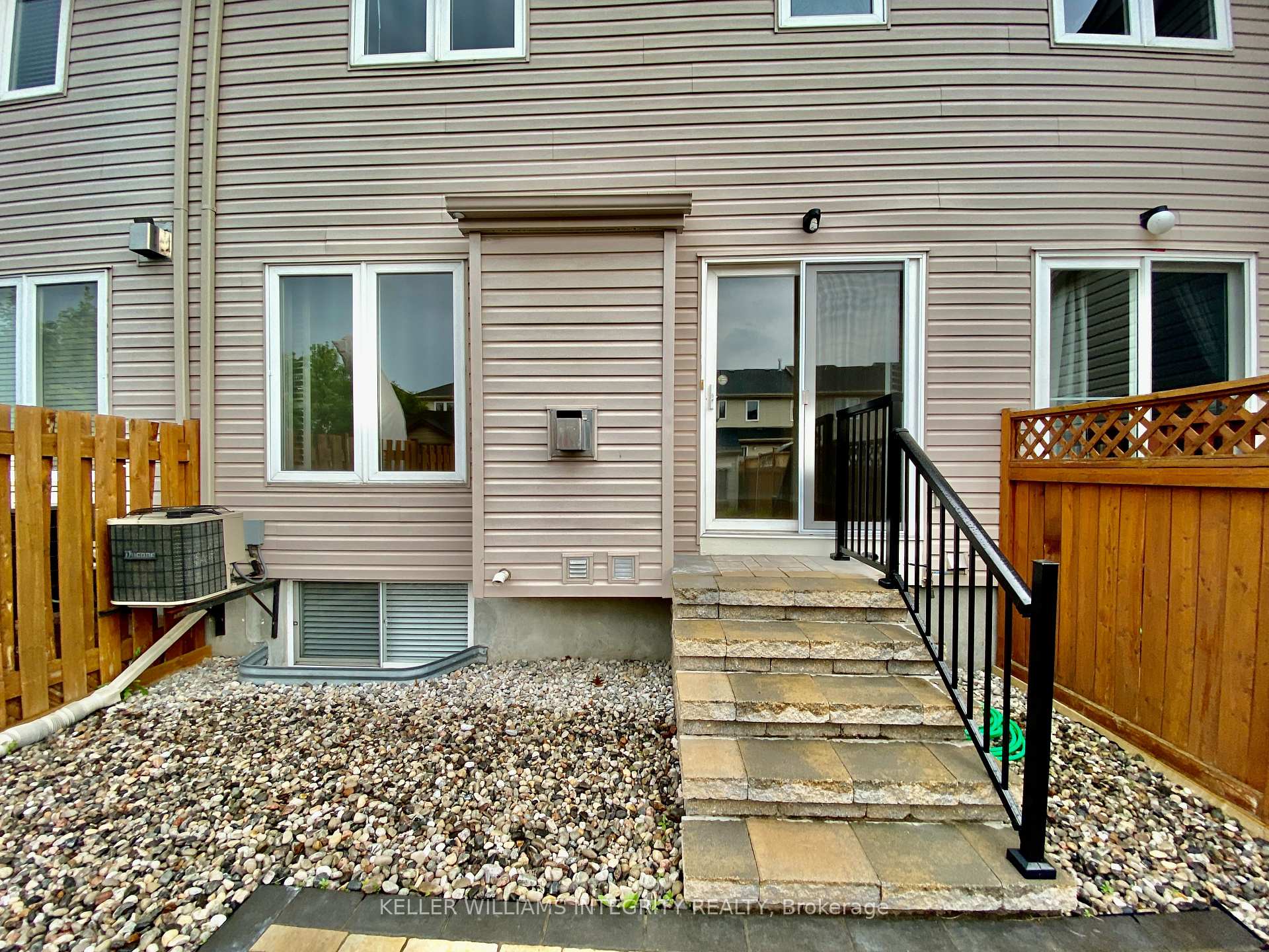 Photo 30 of 2053 Melette Crescent, Ottawa, Avalon East — HOMEH