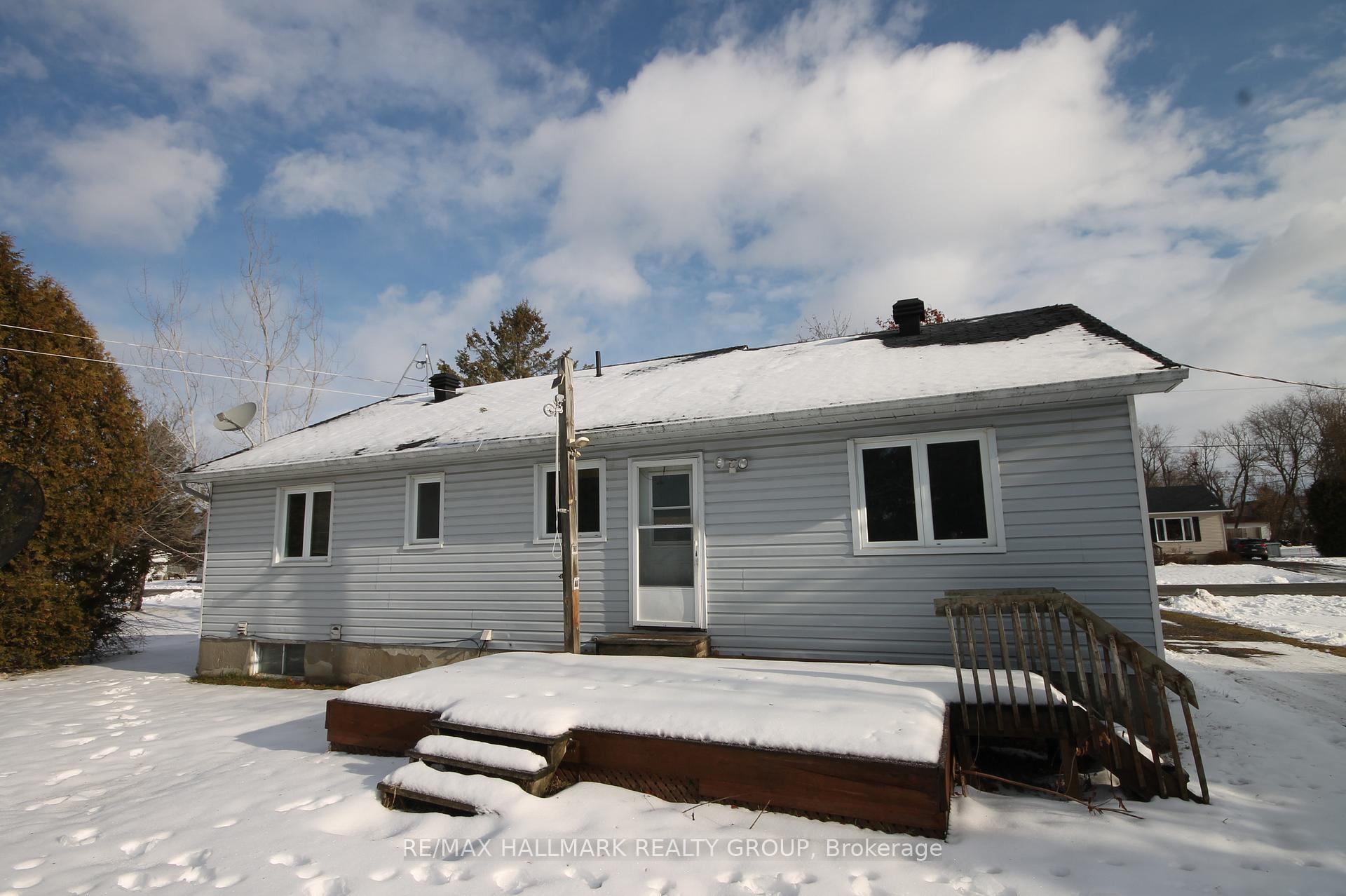 Photo 20 of 30 Alyssa Drive, North Dundas, North Dundas (Winchester) Twp — HOMEH