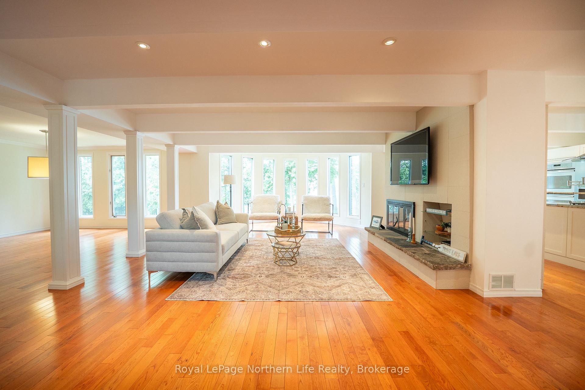 Photo 13 of 131 Peninsula Road, North Bay, Birchaven — HOMEH