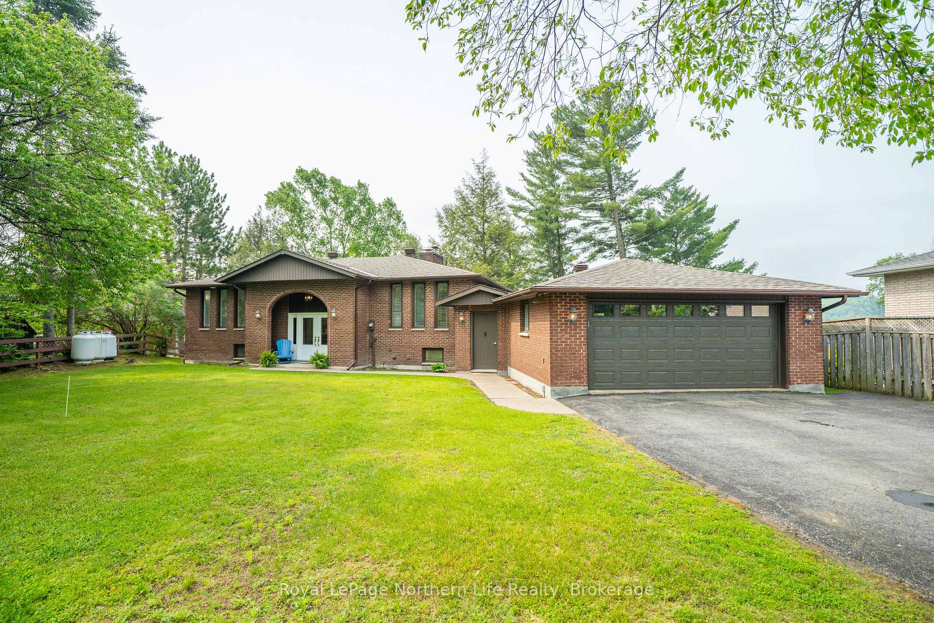 Photo 28 of 131 Peninsula Road, North Bay, Birchaven — HOMEH