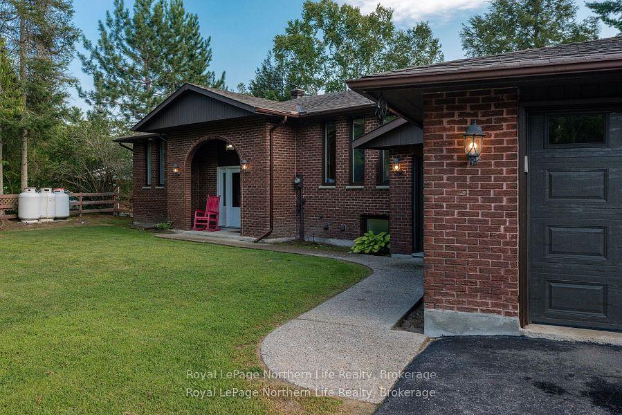 Photo 30 of 131 Peninsula Road, North Bay, Birchaven — HOMEH