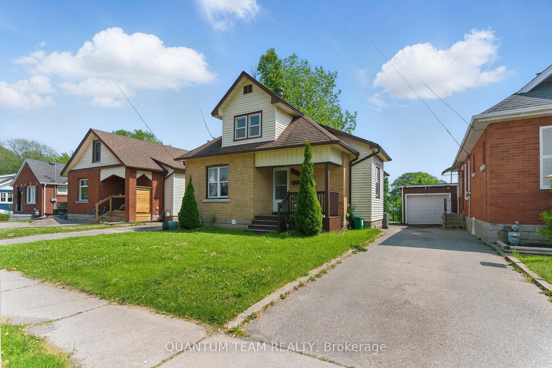 Photo 1 of 6462 Barker Street, Niagara Falls, Dorchester — HOMEH