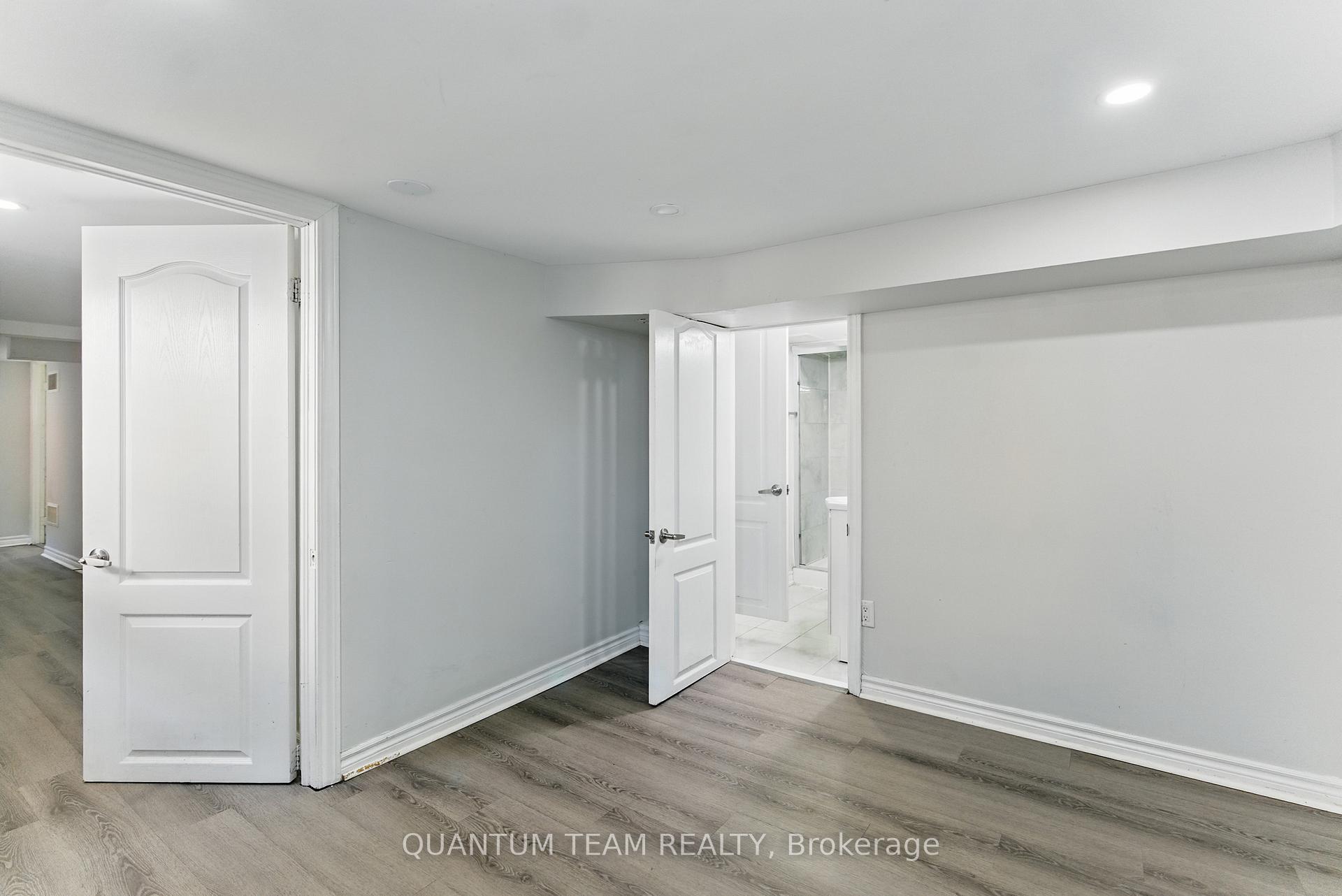 Photo 18 of 6462 Barker Street, Niagara Falls, Dorchester — HOMEH