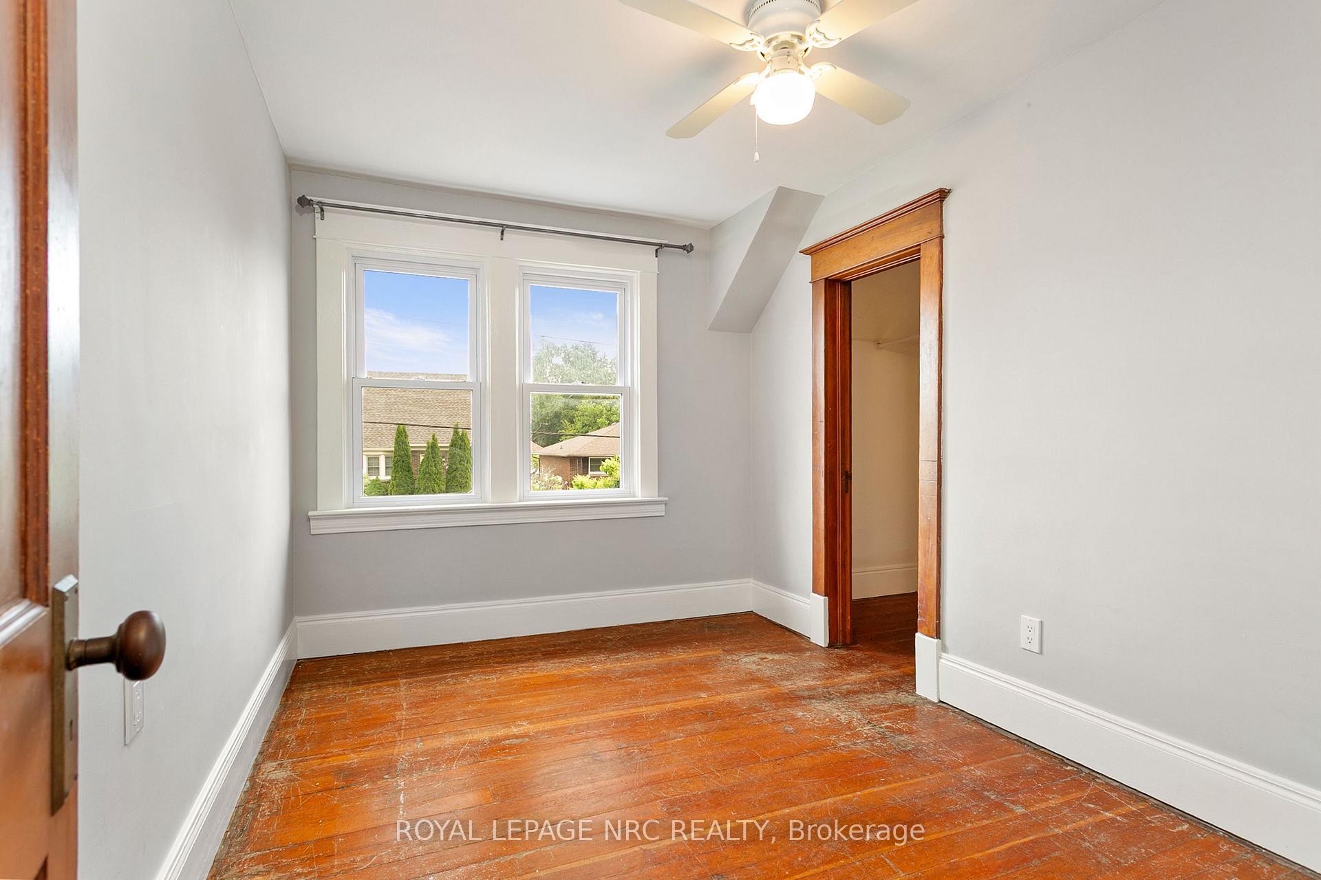 Photo 17 of 6334 Crawford Street, Niagara Falls, Morrison — HOMEH