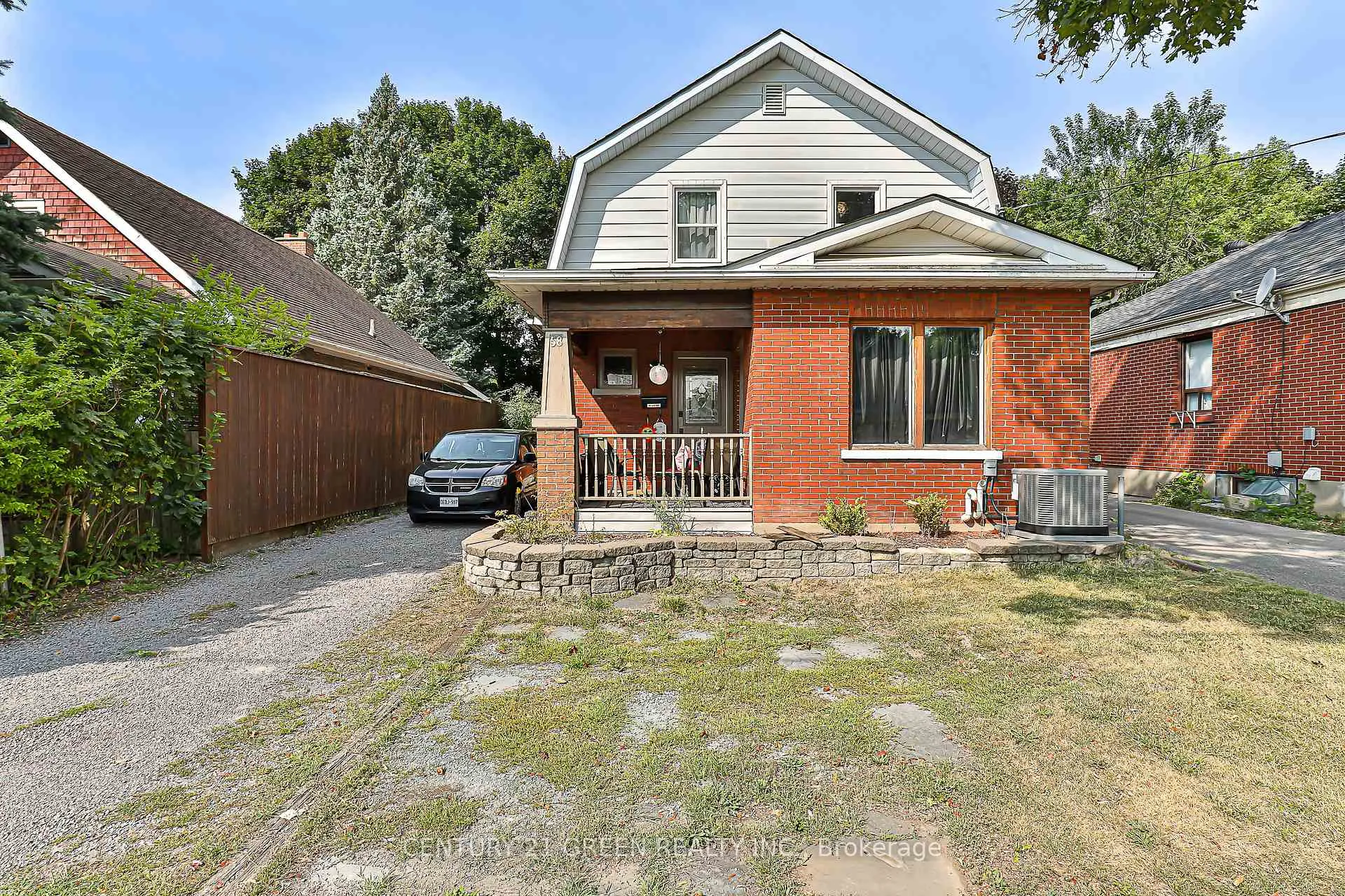 Photo 3 of 58 Gibbons Street, Oshawa, McLaughlin — HOMEH